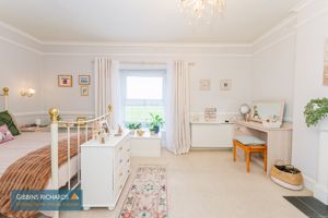 Bedroom- click for photo gallery